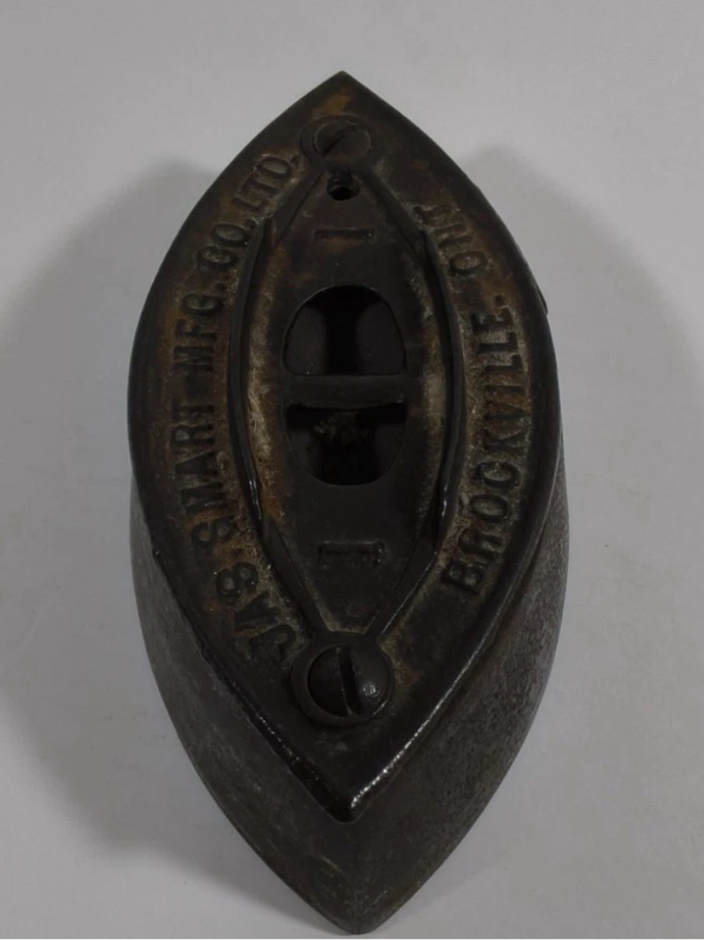 Antique Jas Smart Mfg Co Ltd Brockville Ont Sad Iron 1 Cast Iron Base Slug... - Picture 5 of 5